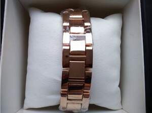 Часы женские Guess red gold